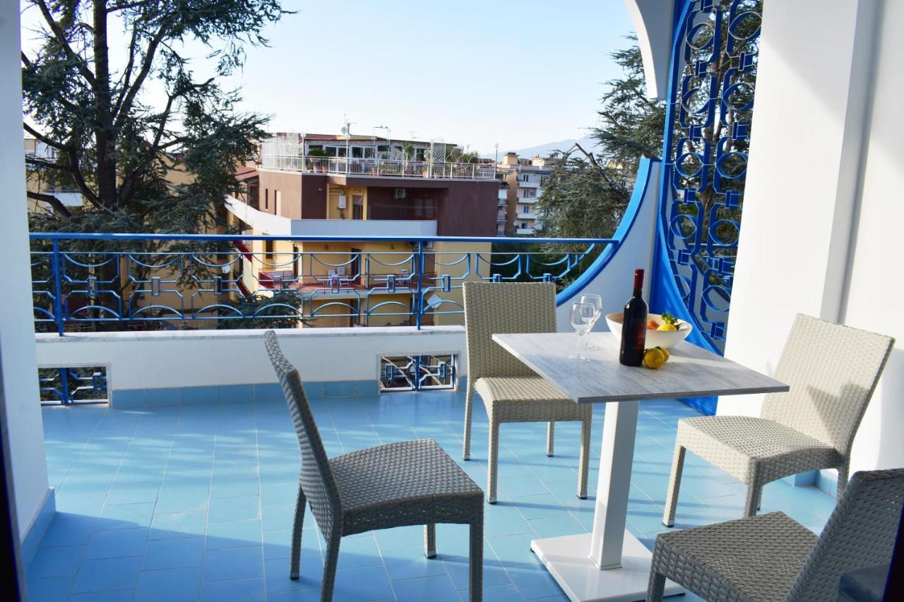Lume Art Apartment B&B Sorrento Esterno foto